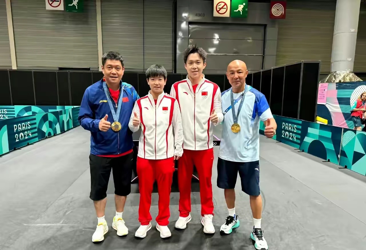 od体育中国官网-教练战术妙，球队稳扎稳打，取得连胜(教练在布置战术时讲到了常用的比赛阵型)