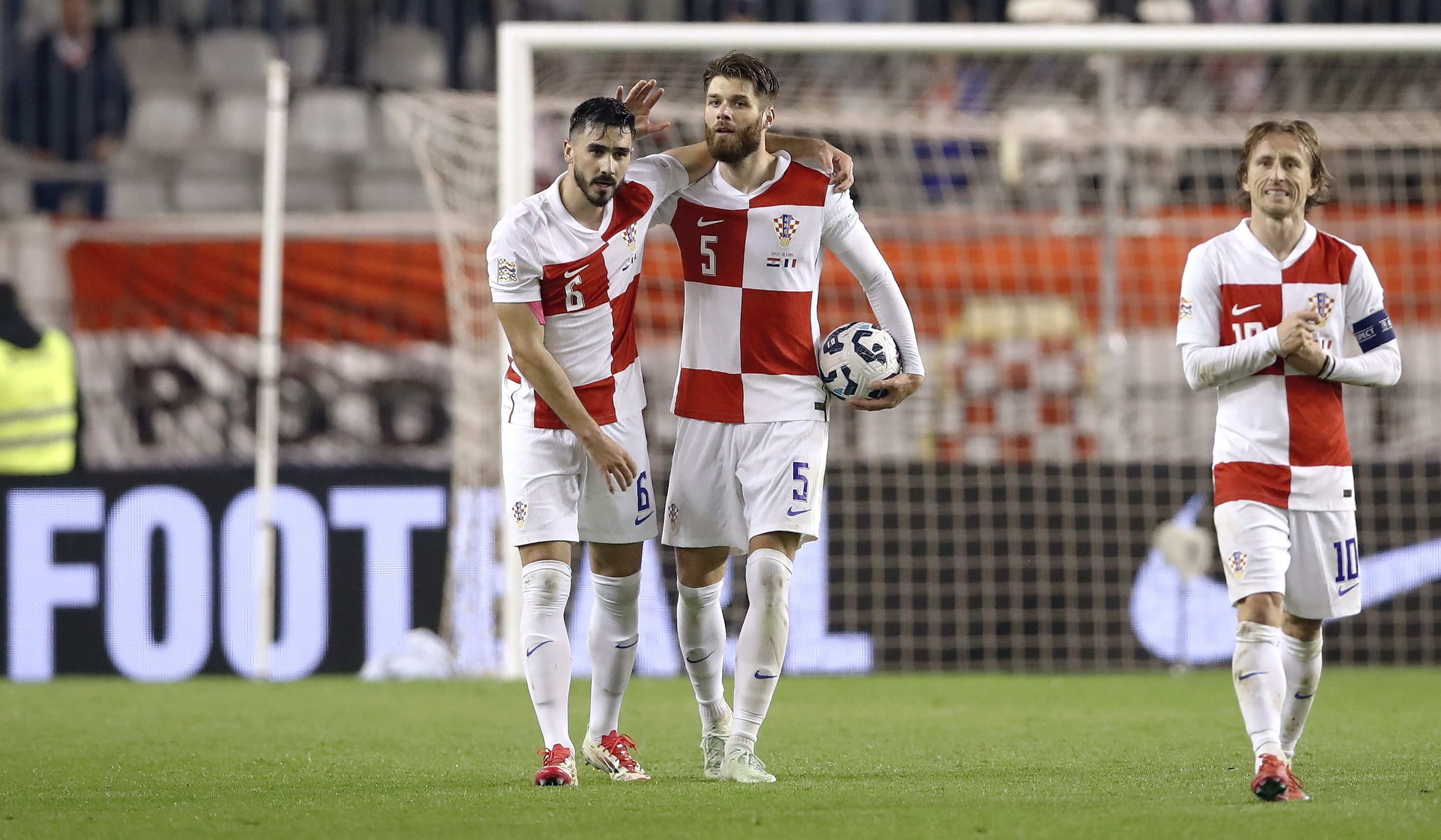 od体育地址-克罗地亚国家队凭借进球优势晋级欧国联八强的简单介绍