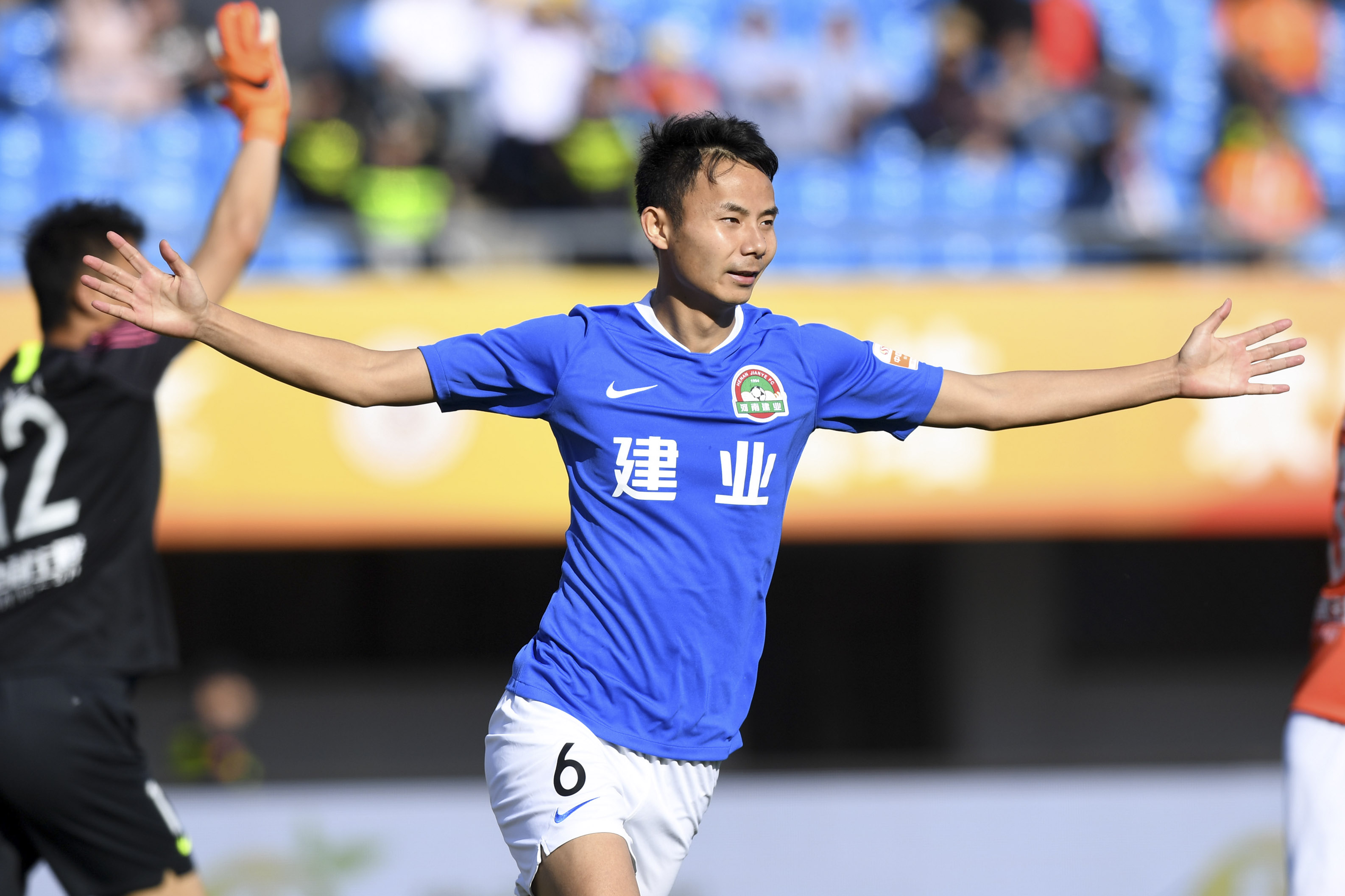 od体育网站-河南嵩山龙卷风险击败北京人和，稳步前进积分榜的简单介绍