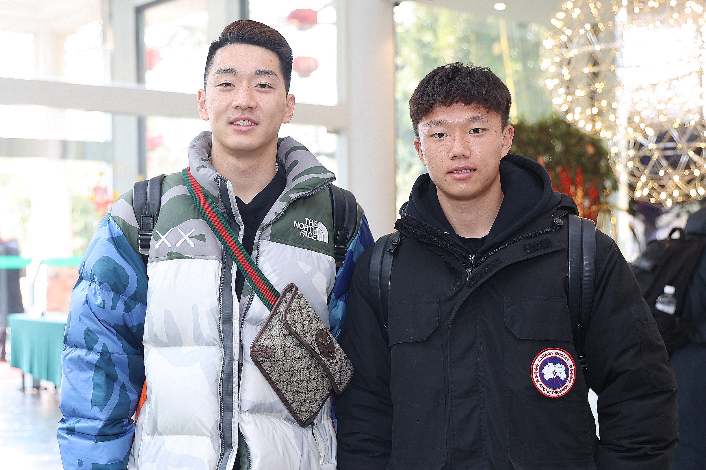 od体育馆-亚洲足球强队集结备战，冠军奖杯呼之欲出