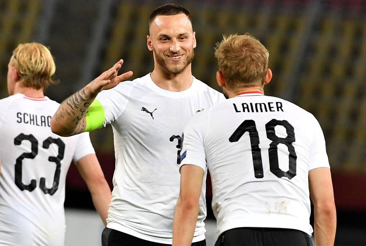 od体育app-重要比赛!欧洲国家队争夺胜利的关键战役