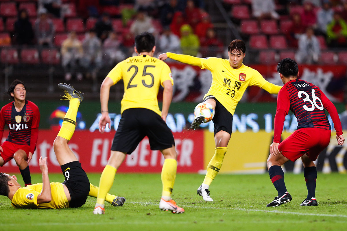 od体育平台-比利亚雷尔客场逆转,成功战胜对手