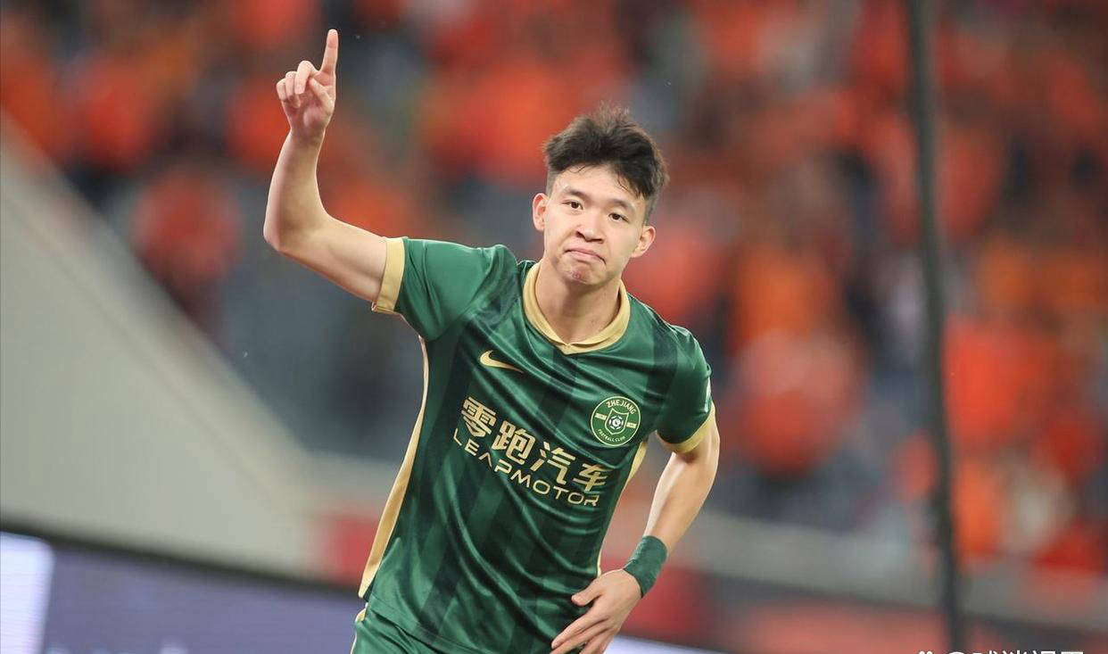od体育官网入口-中国足球联赛新赛季新面貌，球员表现引人注目