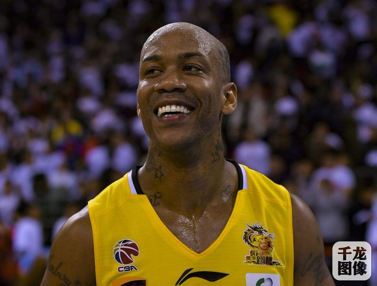 od体育竞技-包含马布里发布新书从NBA到CBA:我的篮球人生,回顾职业生涯经历的词条