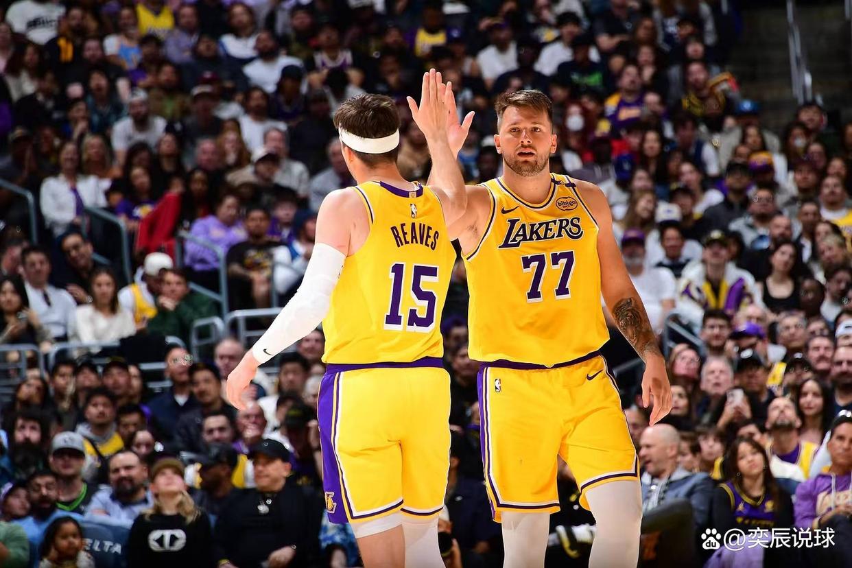 od体育视频-包含爵士再度击败湖人,米切尔39分砍下全场最高的词条