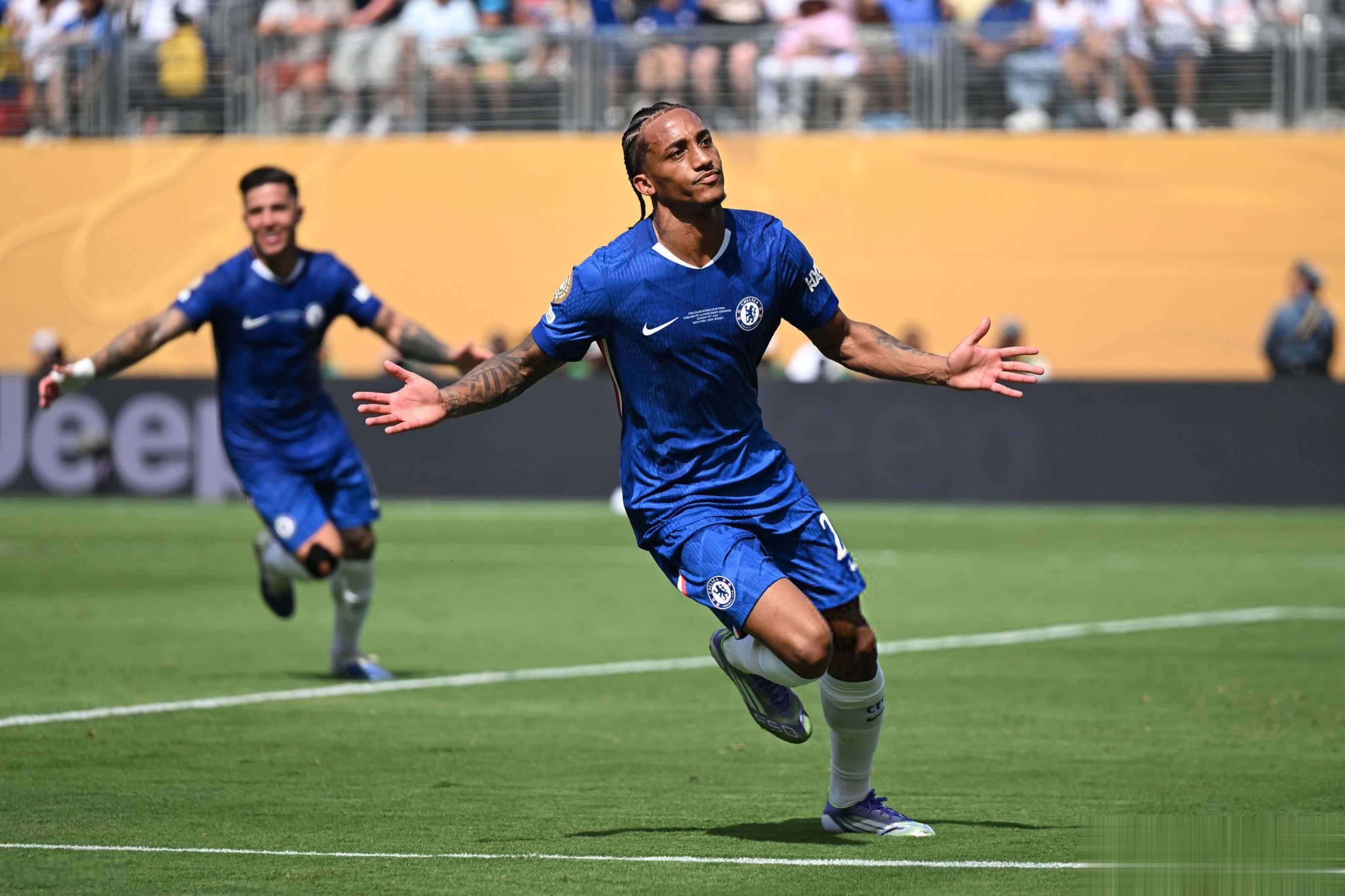 od体育竞技-切尔西锋线神勇，英超冠军希望继续升温的简单介绍